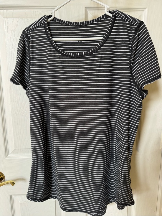 lululemon athletica Tops - Lululemon Women’s Black and White Striped Short Sleeve Top Large